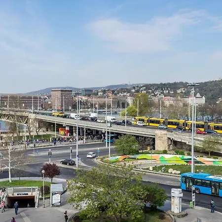 Διαμέρισμα Bpr Thrill Design With A/c *