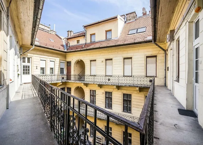 Bpr Thrill Design With A/c * בודפשט